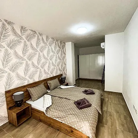 Appartement By The Sea In Albania Golem (Tirana)